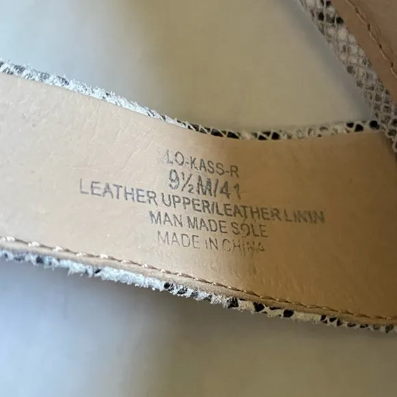 Louise et Cie Kass Snakeprint Embossed Stiletto Sandal NWT