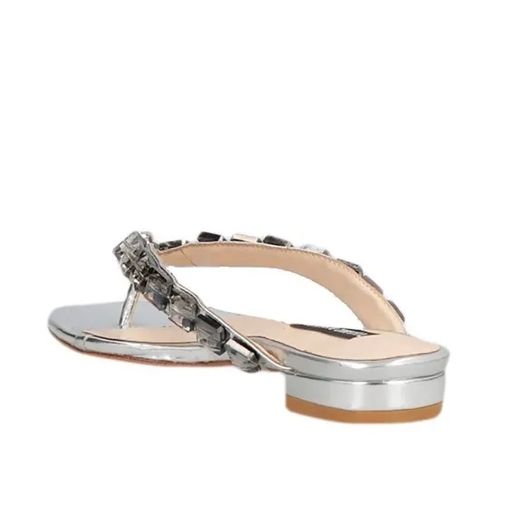 Luciano Barachini Metallic Silver Toe Strap Sandals. New With Box. Size M.