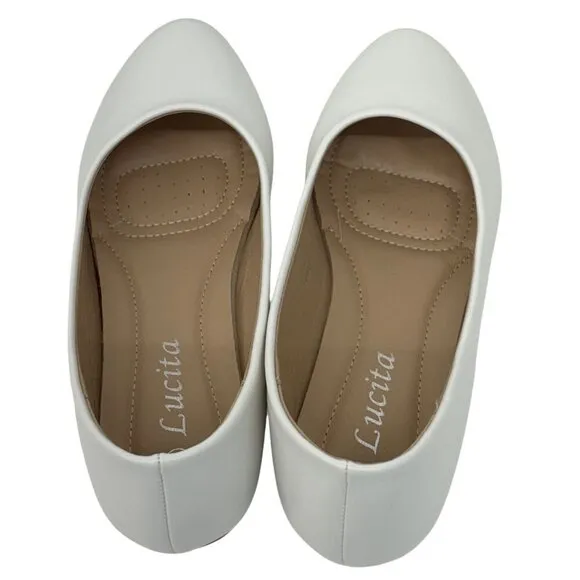 LUCITA / Friendly / White / Pointed Toe / Flats / Faux Leather Slip-On Shoes
