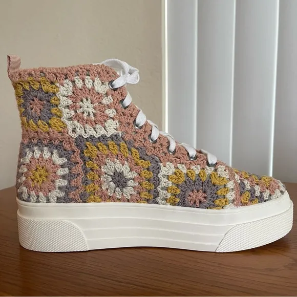 Lucky Brand Curla High Top Platform Crochet Sneakers Size 8