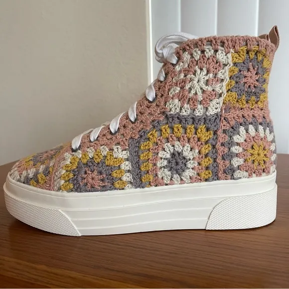 Lucky Brand Curla High Top Platform Crochet Sneakers Size 8