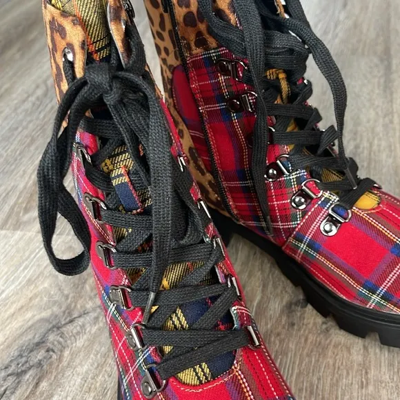 Lust For Life Freedom Leopard Combat Boots Size 8.5 Medium
