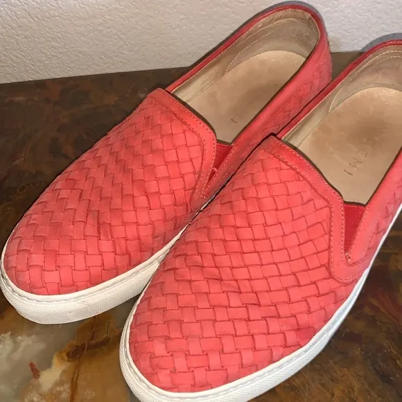 M. GEMÍ loafers, orange woven leather, elastic inset, thick white sole. 40 EUC