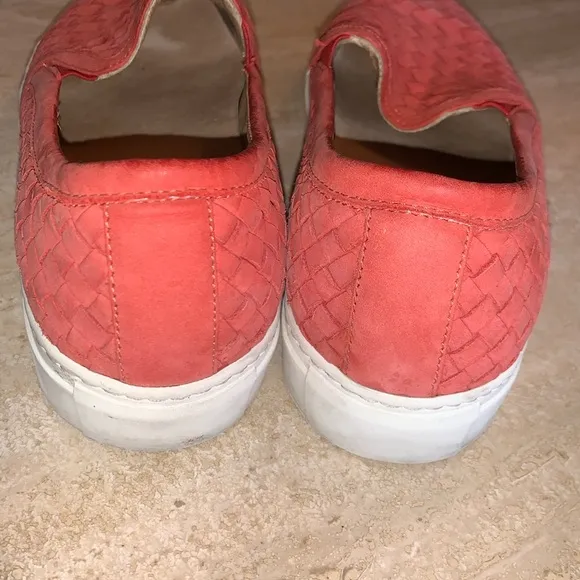 M. GEMÍ loafers, orange woven leather, elastic inset, thick white sole. 40 EUC