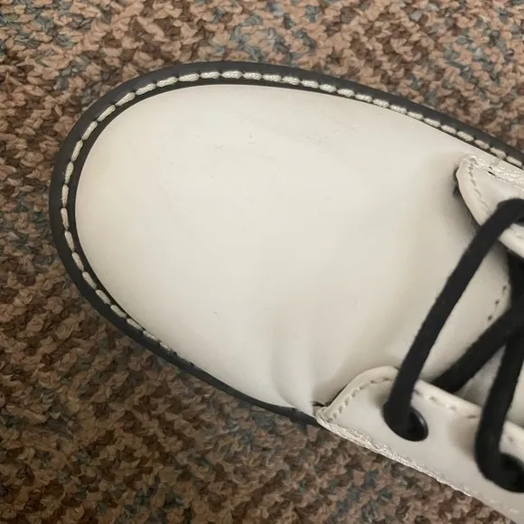 Madden Girl Carra off white Combat boots size 7M