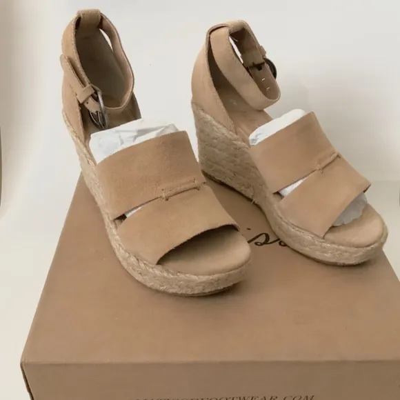 MADE IN BRAZIL - Matisse wedge beige suede sandal