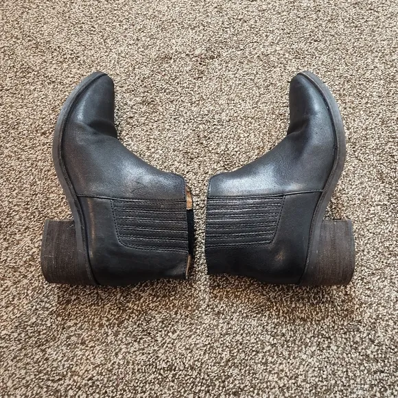 Madewell Black Leather Chelsea Ankle Boots Size 8