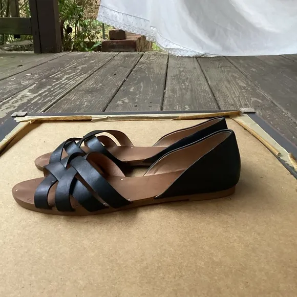 Madewell black slip on business casual sandals, size 9