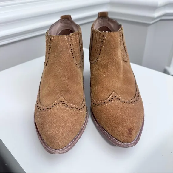 Madewell Grayson Brogue Chelsea boots, size 8‎
