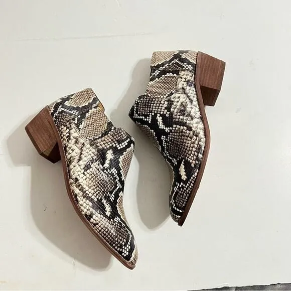 Madewell Low Chelsea Boots in Snake Embossed Leather Size 9