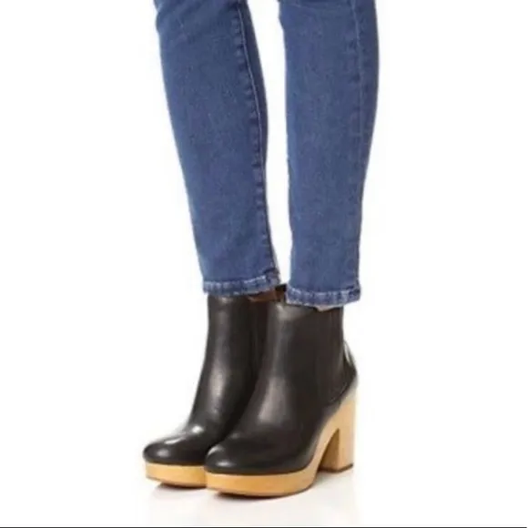 Madewell Marco Black Leather Chelsea Clog Boots