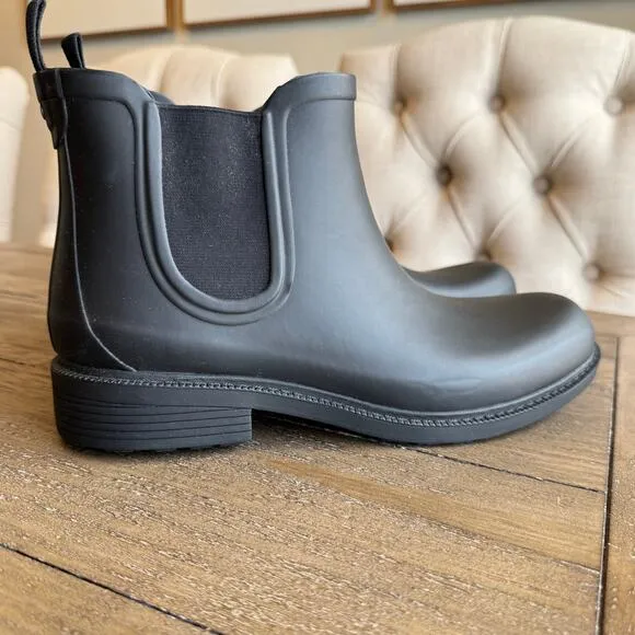Madewell Women's Size 10 Black Chelsea Rain Boots Pull On Rubber Goth Grunge
