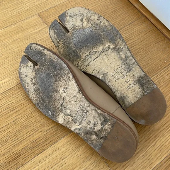 Maison Margiela Tabi Leather Flats