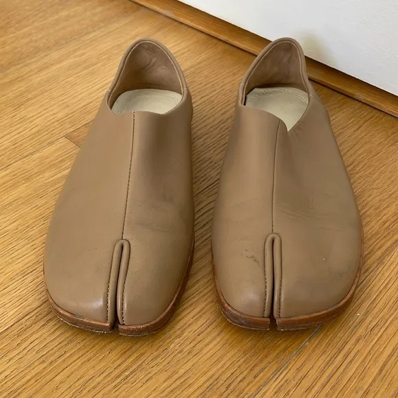 Maison Margiela Tabi Leather Flats