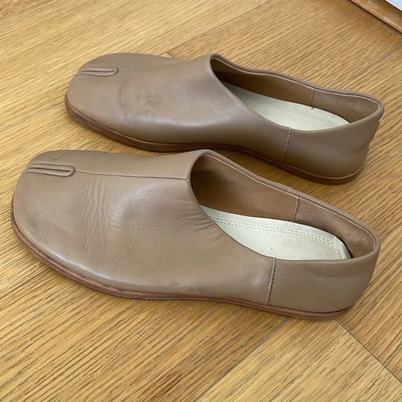 Maison Margiela Tabi Leather Flats