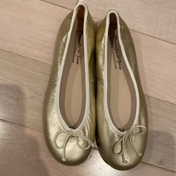 Mannuela de Juan soft gold leather girls flats 36