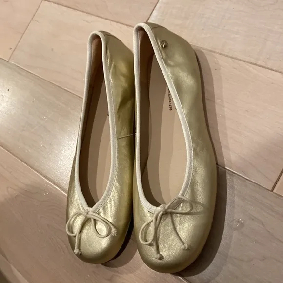 Mannuela de Juan soft gold leather girls flats 36