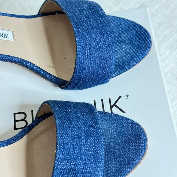 Manolo Blahnik Laura Sandals in Denim|‎ Size 37 1 /2