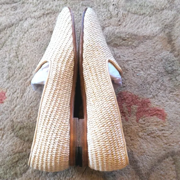 MANOLO BLAHNIK Pitakara Woven Raffia Loafers