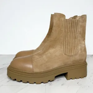 Marc Fisher Hadria Light Brown Suede Leather Lug Sole Chelsea Boot 9 1/2 M