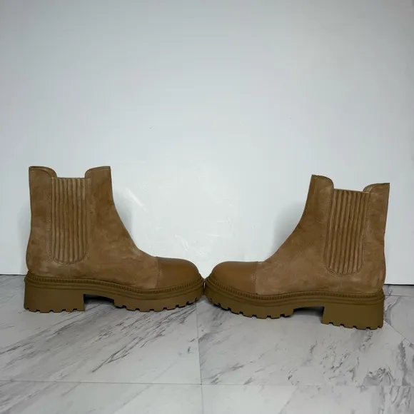 Marc Fisher Hadria Light Brown Suede Leather Lug Sole Chelsea Boot 9 1/2 M