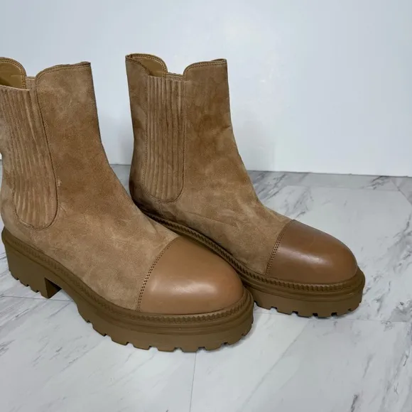 Marc Fisher Hadria Light Brown Suede Leather Lug Sole Chelsea Boot 9 1/2 M