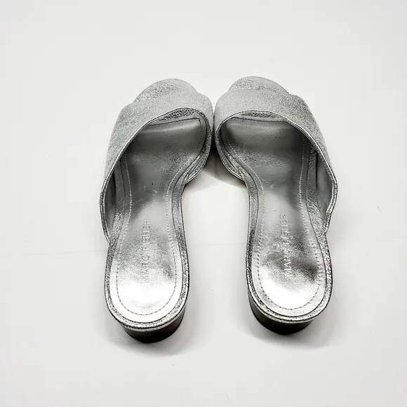 MARC FISHER LEATHER SLIP ON SANDALS