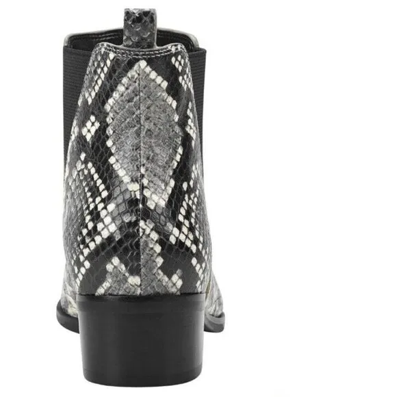 Marc Fisher Ltd Black White Snake Print Yale Chelsea Booties Boots Sz 8 NEW $199