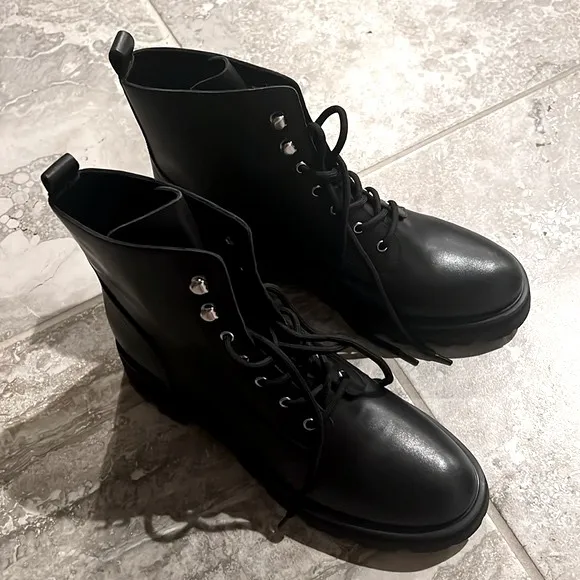 Marc Fisher LTD. Lucien Lace Up Combat Boots, Black Size 11  New in Box $249