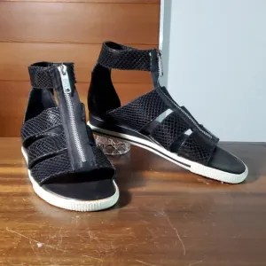 Marc Jacobs 38/7.5 NEW Cage Sneakers Sandals Black Leather Snake Zippers Flats