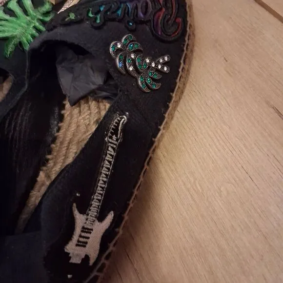 Marc Jacobs Embroidered Canvas Espadrilles Size 8