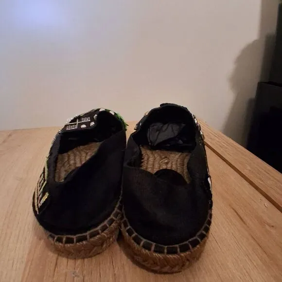 Marc Jacobs Embroidered Canvas Espadrilles Size 8