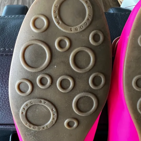 Marc Jacobs pink kitty sling backs