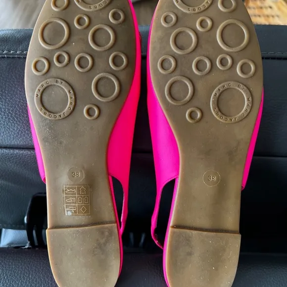 Marc Jacobs pink kitty sling backs