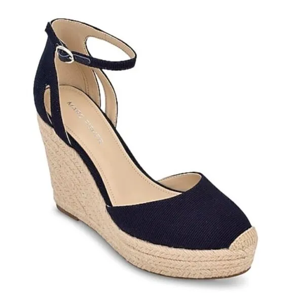 Marc Fisher Teelan Esapdrille Wedge Sandal Navy