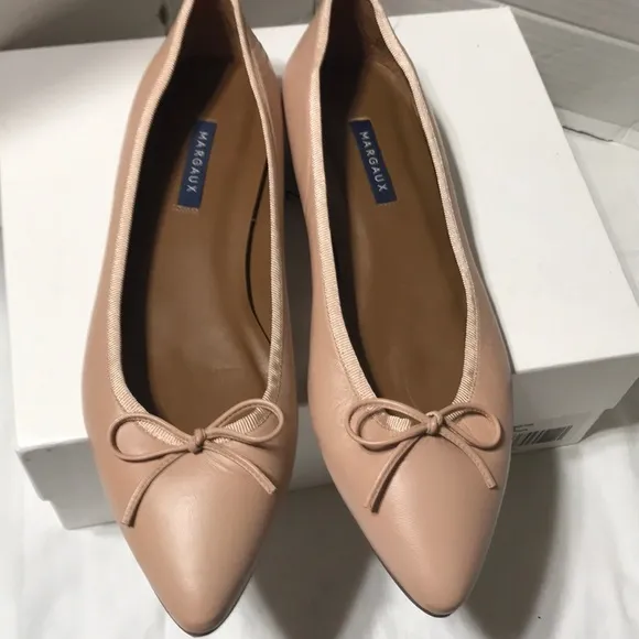 Margaux handmade pointy toe flats. EUC