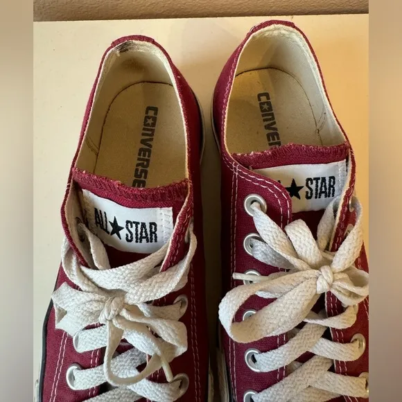 Maroon Low Top Converse Sneakers - 6 Men’s / 8 Women’s
