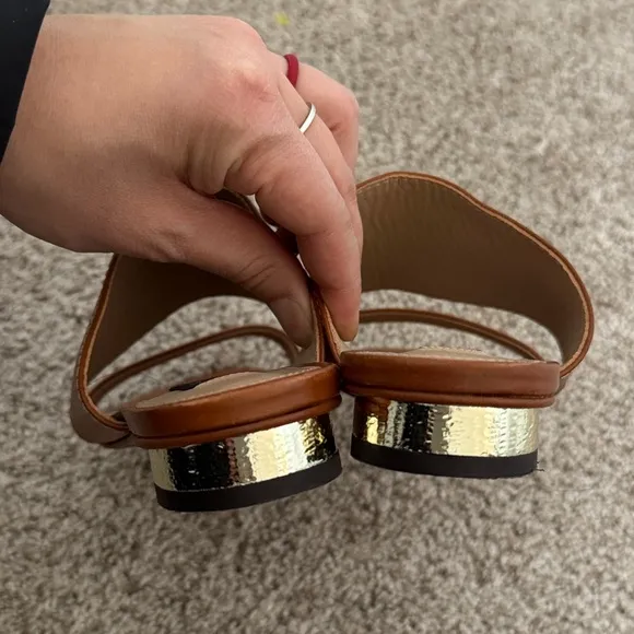 Massimo Dutti leather slip on sandals