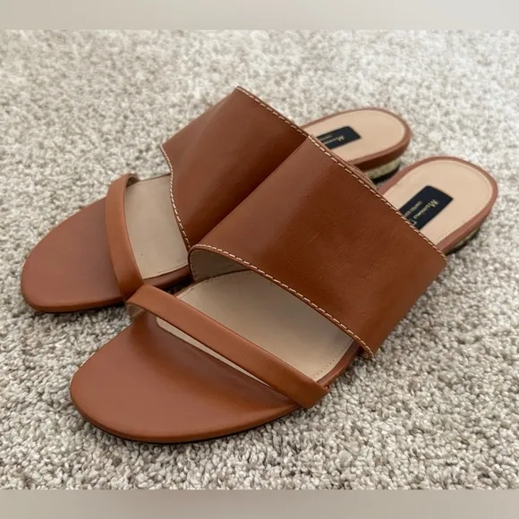 Massimo Dutti leather slip on sandals