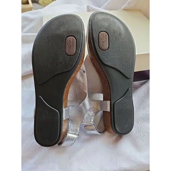Me Too SILVER LEATHER Sandals &quot;Cicely&quot; Soho Metallic w/Ankle Strap 8.5 NEW‎