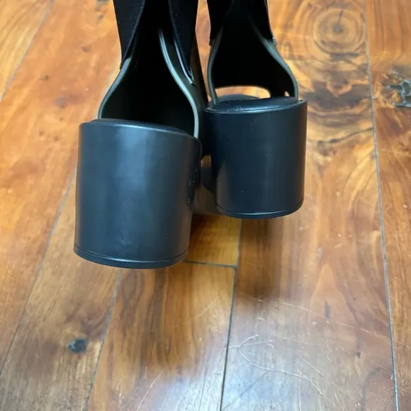Melissa Elastic Dance Olive Green / Black Block Heel Sandals Peep Toe 8