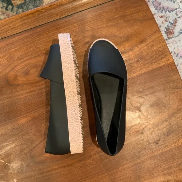 MELISSA Peep Toe Black Jelly Chunky Women’s Flats Size 9.5