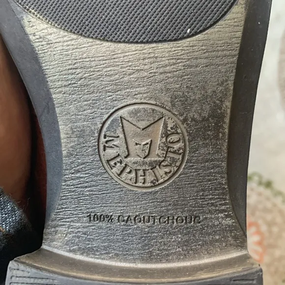 Memphisto Women’s Chelsea Boots  7 EUC