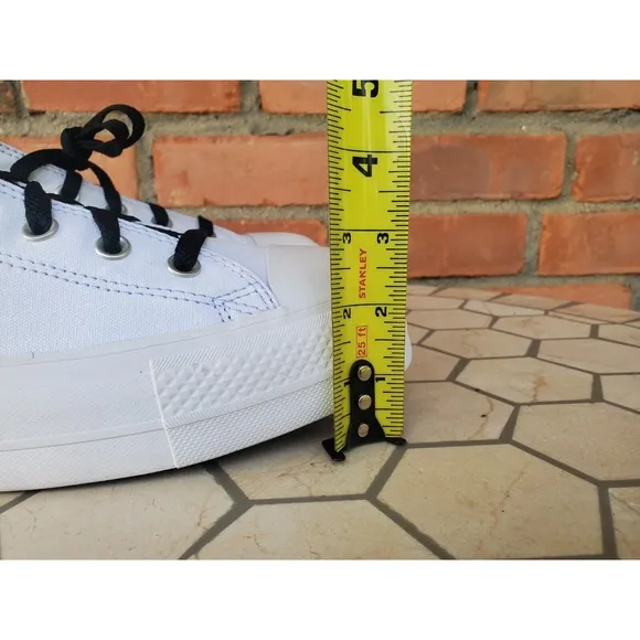 Men 10.5 Converse Chuck Taylor All Star 2in Lift Platform Black White Low Rare