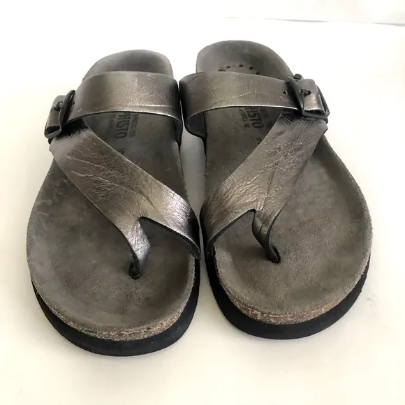 Mephisto Helen Gray Metallic Water-Repellent Leather Slip-On Thong Sandals 5/35