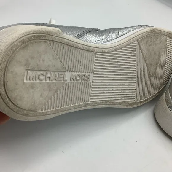 Metallic Silver Retro Low-Top Sneakers