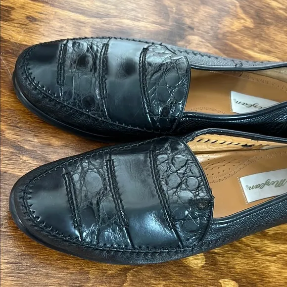 Mezlan Black Leather Loafers with Braided Design