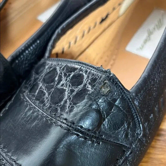 Mezlan Black Leather Loafers with Braided Design