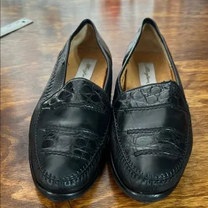 Mezlan Black Leather Loafers with Braided Design