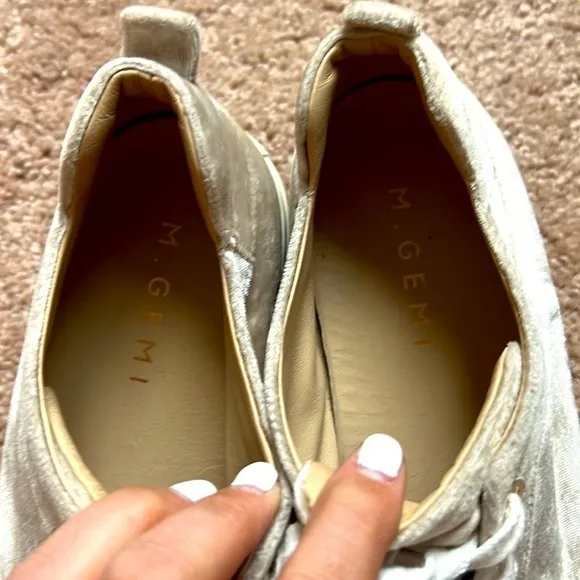 M.Gemi Velvet Low Top Lace Up Sneakers